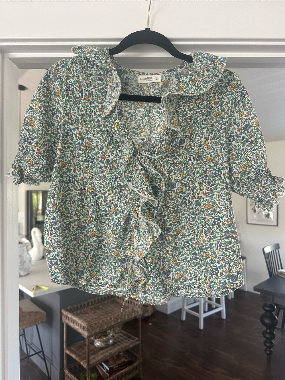 NATURAL LIFE Floral Button-Front Blouse in Green, Blue & Orange